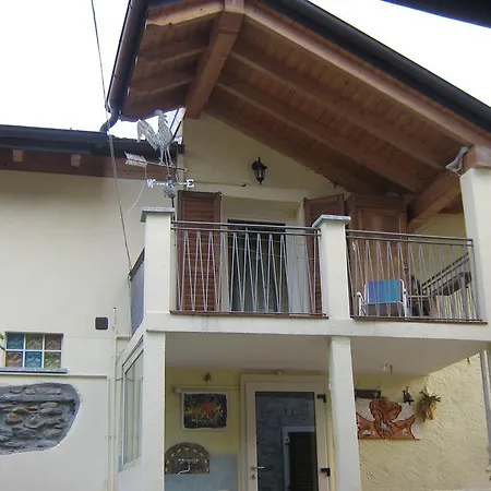 Holiday home Casa Letizia