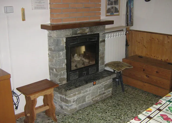 Casa Degli Artisti Tatil Evi *